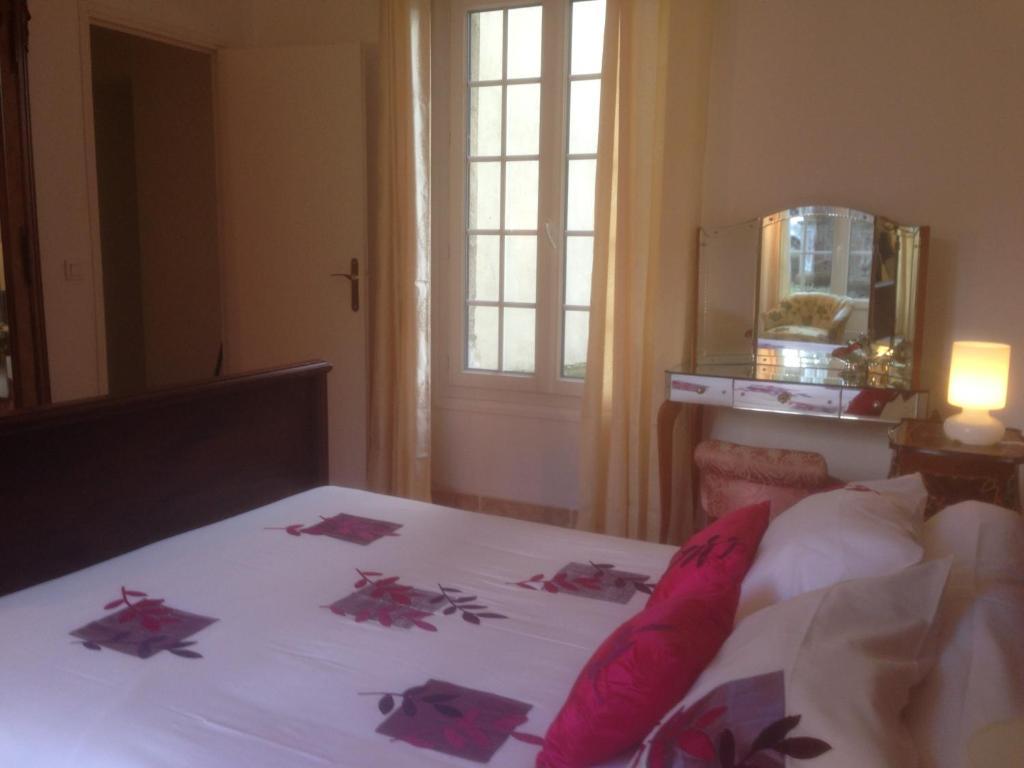 Top' Appart Hotel Pont-Sainte-Maxence Zimmer foto