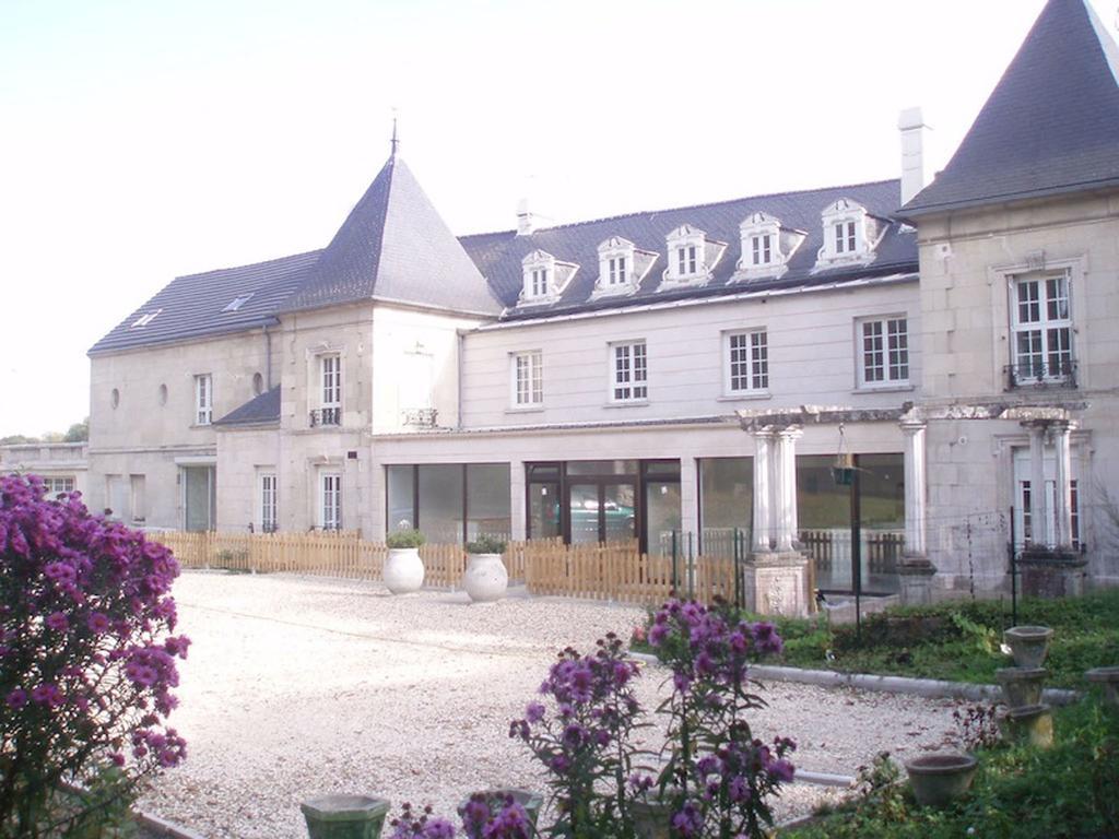 Top' Appart Hotel Pont-Sainte-Maxence Exterior foto