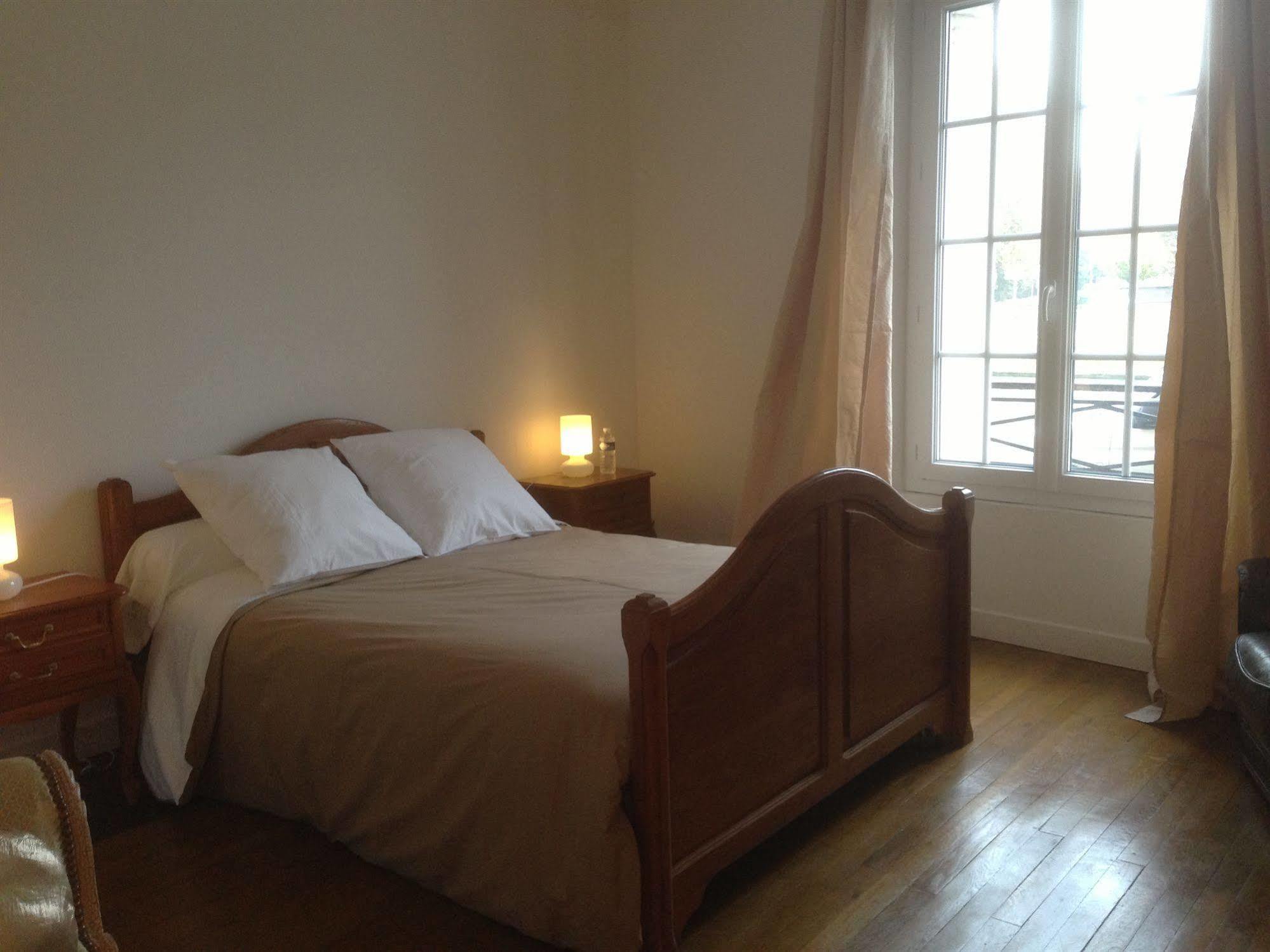 Top' Appart Hotel Pont-Sainte-Maxence Exterior foto